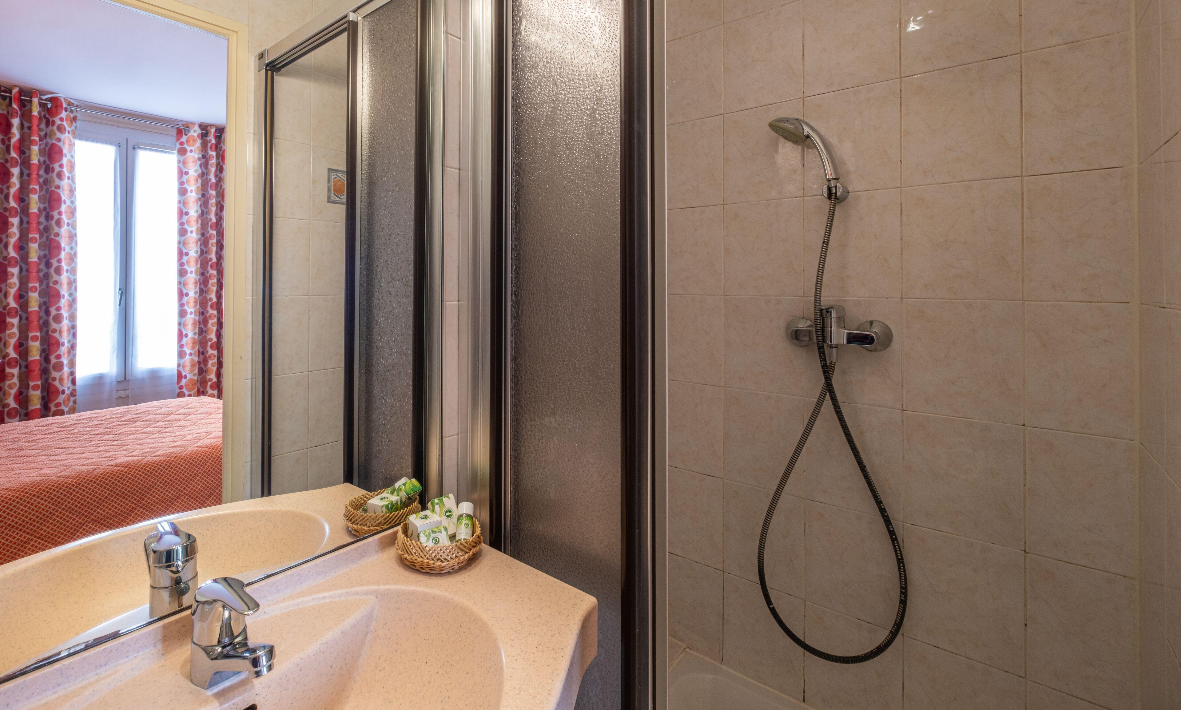 Terminus Montparnasse Hotel