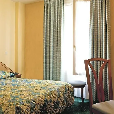Hotel Terminus Montparnasse Parigi