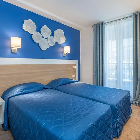 Hotel Terminus Montparnasse 3*